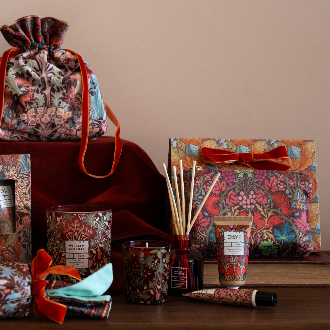 Oak &amp; Willow Hand Care Velvet Pouch Set