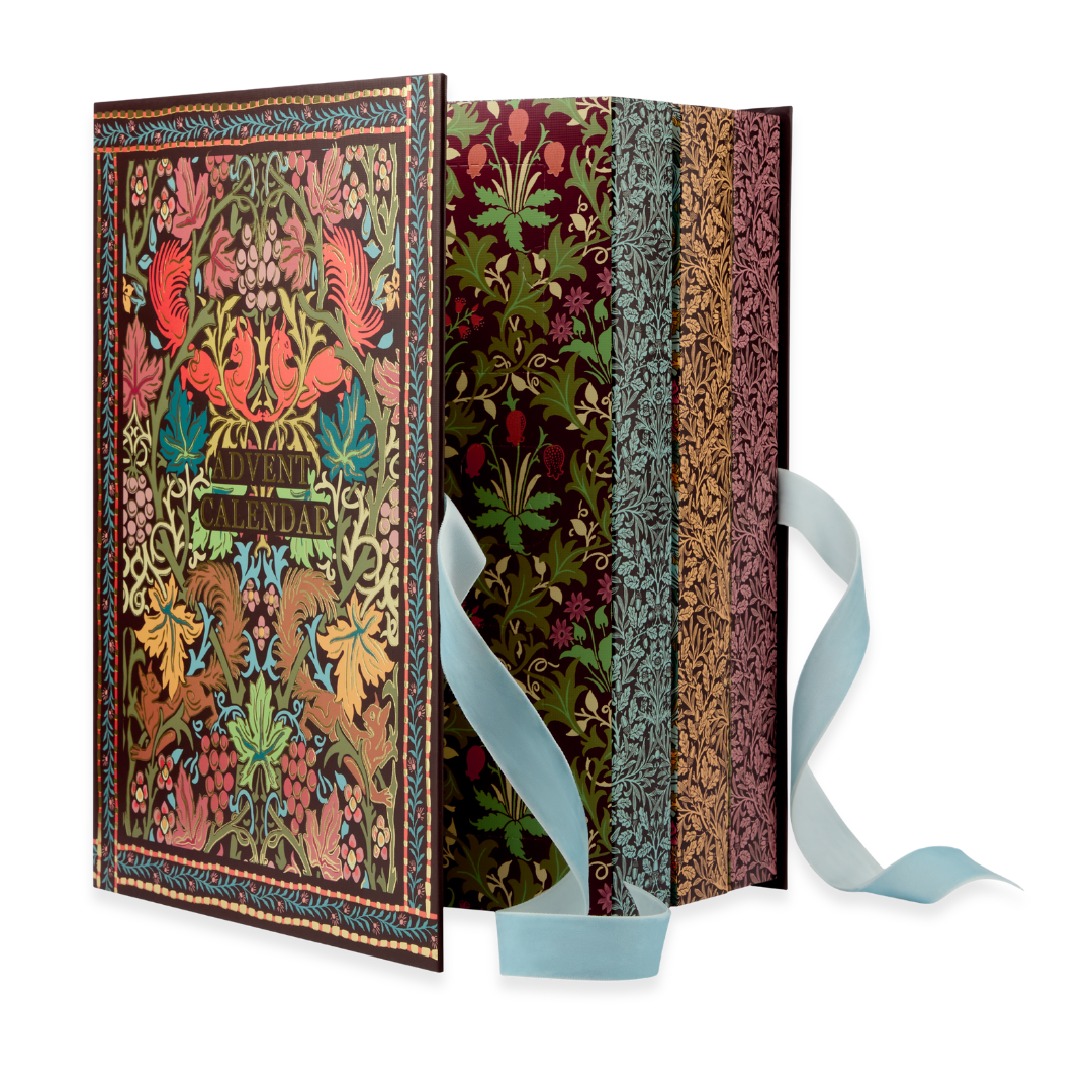 Oak &amp; Willow 24-Day Beauty Advent Calendar