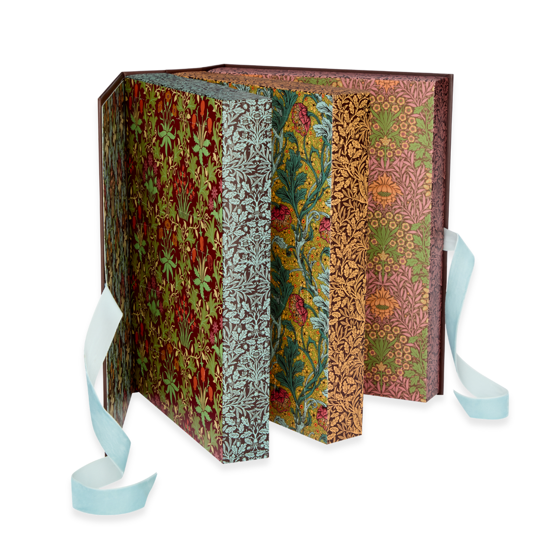 Oak &amp; Willow 24-Day Beauty Advent Calendar