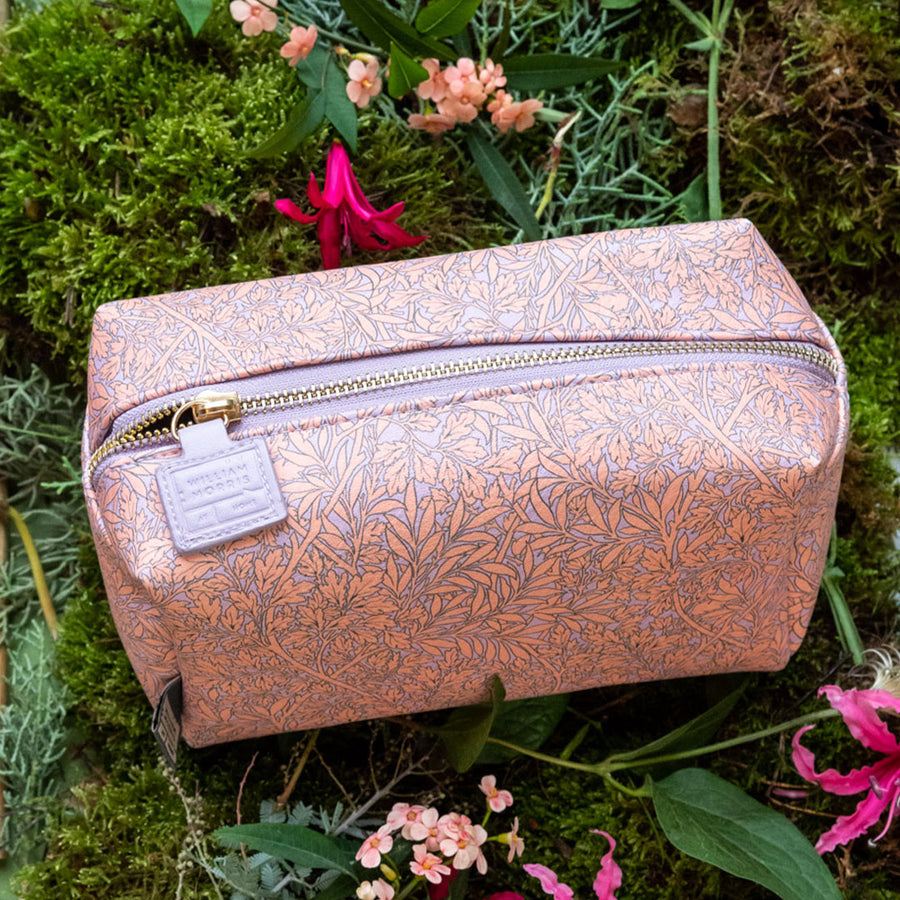 Forest Bathing Medium Foliage Wash Bag